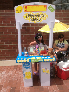 Stylin' lemonade stand!