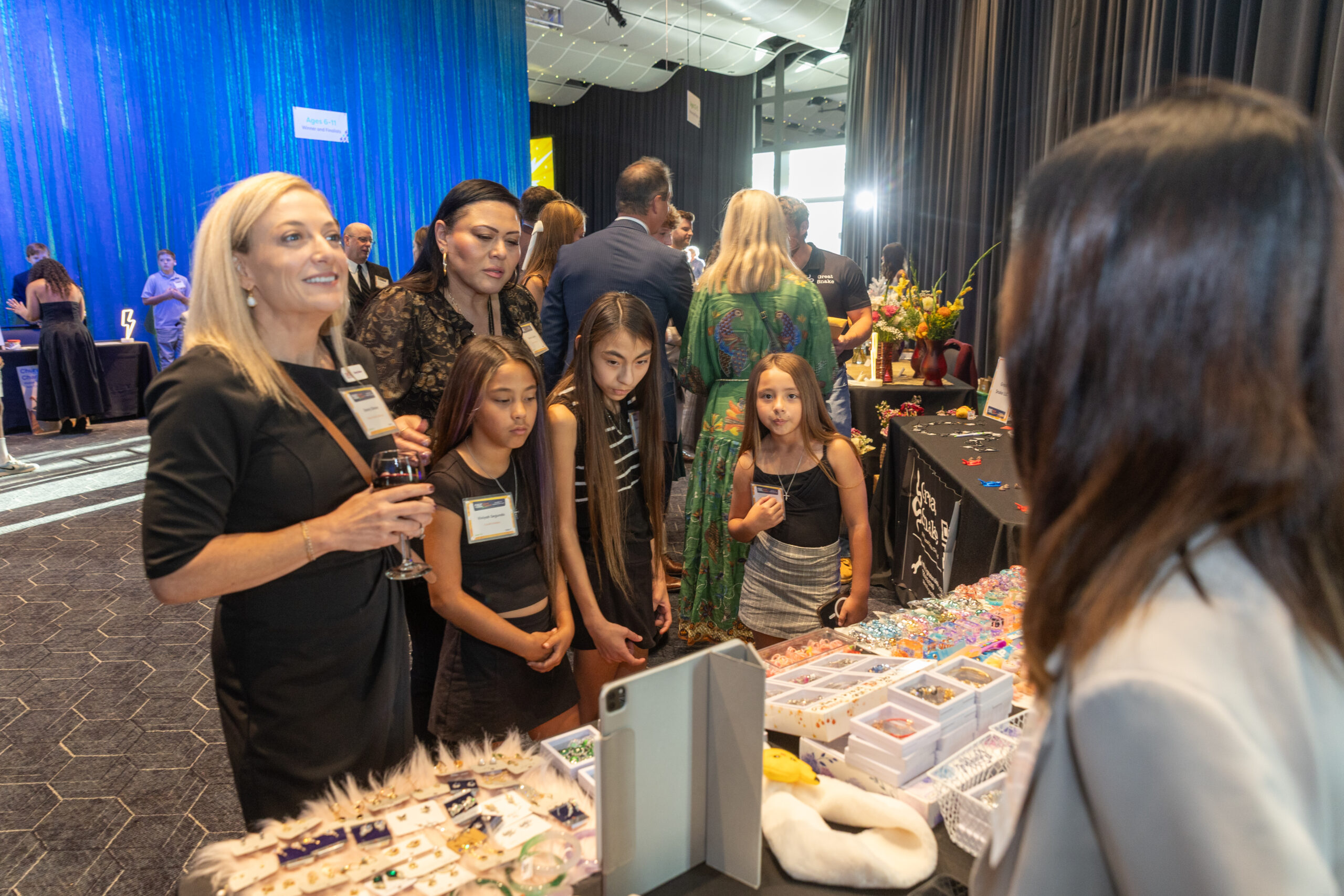 Spotlight on YouthBiz Stars Image